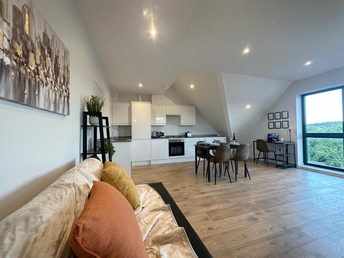 Stylish & Spacious Apartment Royal Tunbridge Wells Exteriör bild
