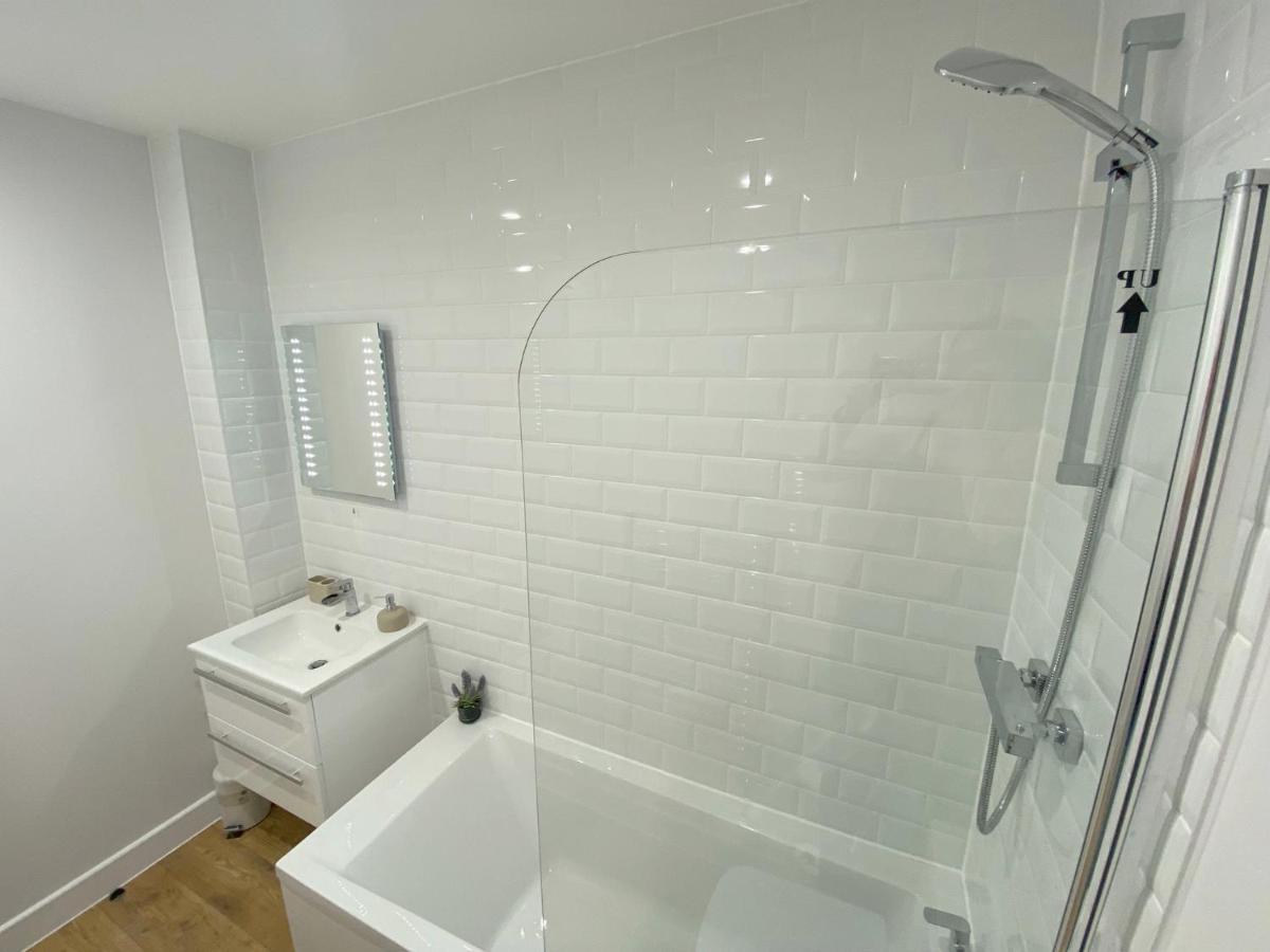 Stylish & Spacious Apartment Royal Tunbridge Wells Exteriör bild